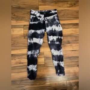 Booty by Brabants tie dye leggings